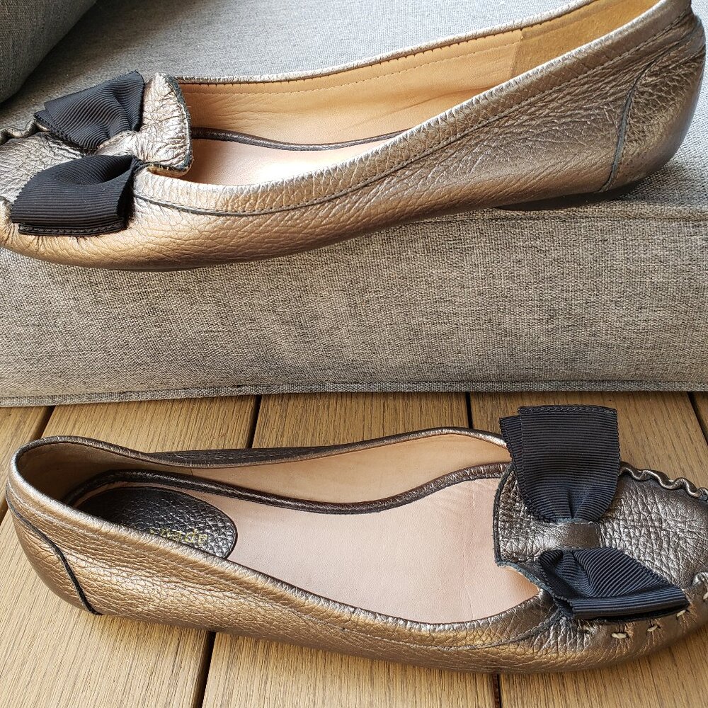 EUC Kate Spade NY Leather Ballet Flats Loafer Moccasin w/ Bow Metallic Gold (7) - Picture 3 of 10
